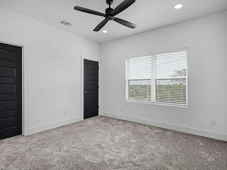 3001 Alpha Wolf Ct — Photo 26
