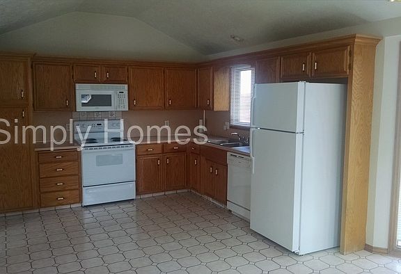 5th image of 5417 N 126th St