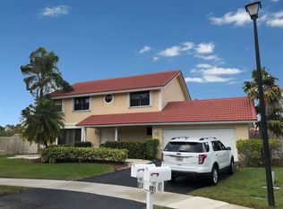 811 Altavista Ter, Davie, FL 33325