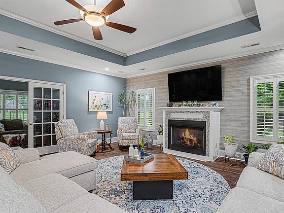 5th image of 967 Cat Briar Ct.