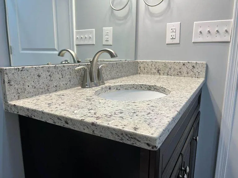 1200 N Forest Ave — Photo 5
