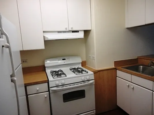 Rented by CitySites Real Estate Group | media 32