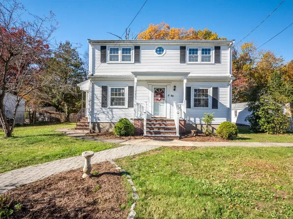 55 Adele Rd, Quincy, MA 02169