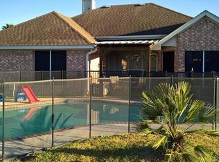 107 Fairway Ct, Bastrop, TX 78602