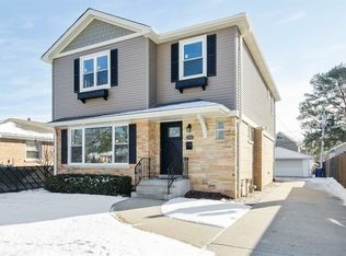 7535 N Ottawa Ave, Chicago, IL 60631