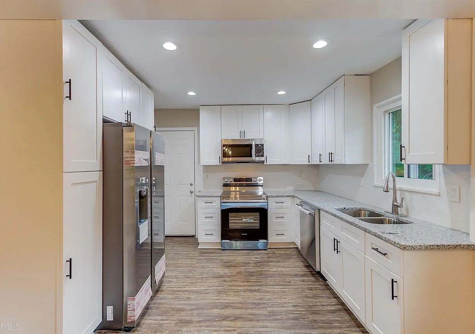 Room in 3 Bedroom Home at Oldknow Dr NW — Photo 1