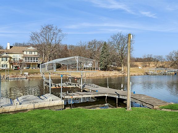 4th image of 204 Eastside Ln