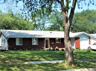6428 Dean Dr, Woodridge, IL