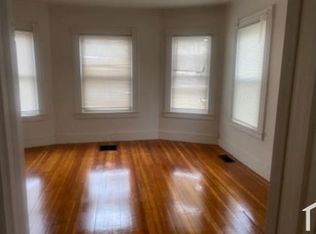 399 Oakland St FLOOR 1, Springfield, MA 01108