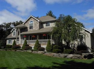 172 Oak Ridge Dr, Milford, PA 18337