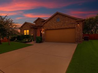 741 Redding Dr, Saginaw, TX 76131