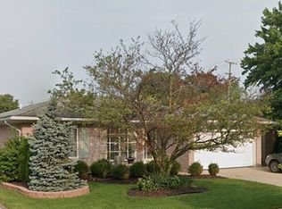 1257 N Cavalier Rd, Canton, MI 48187