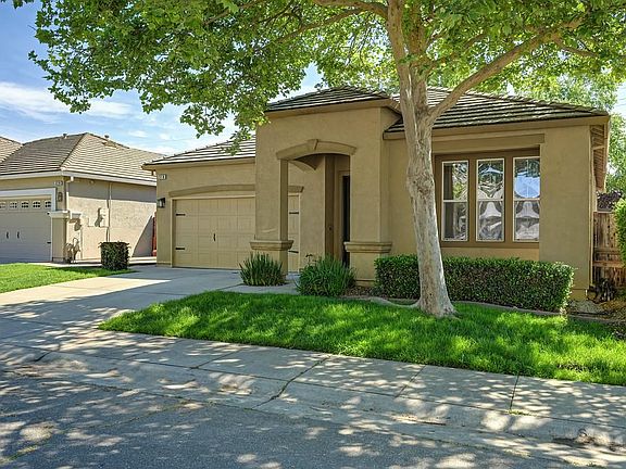 3rd image of 310 Unity Cir