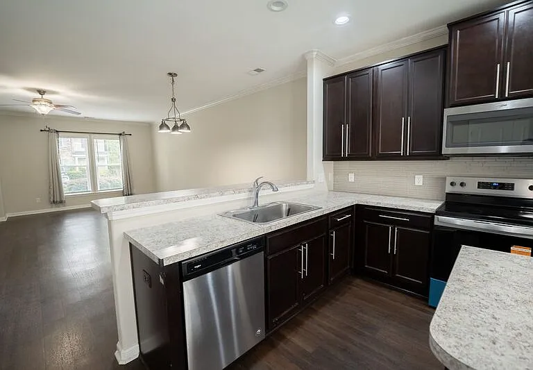 92 Reese Way — Photo 12