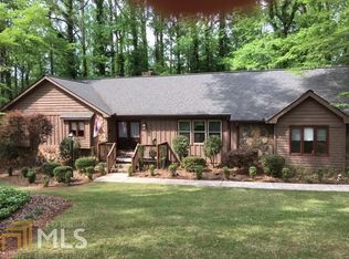 305 Derby Dr, Fayetteville, GA 30215