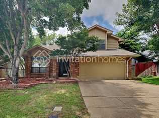 2117 Cold Springs Dr, Arlington, TX 76017