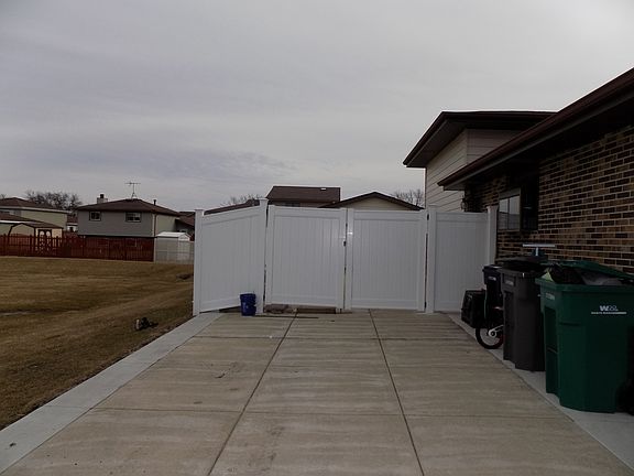2nd image of 8821 167th St