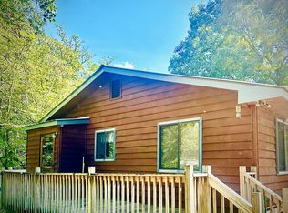 738 Mountain Top Rd, Marble, NC 28905