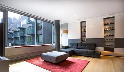 Rented by R New York