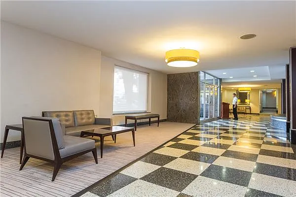 Sold by Korr Realty | media 19