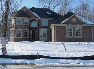 60159 Cottage Ml, Washington Township, MI 48094