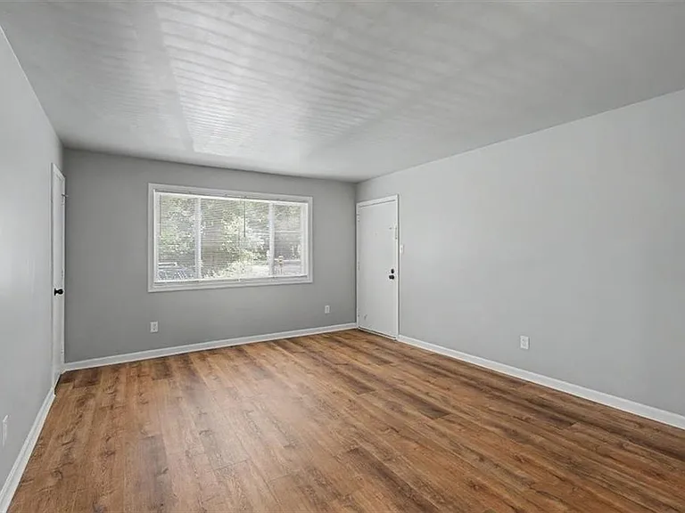 2430 Coosawattee Dr NE — Photo 21