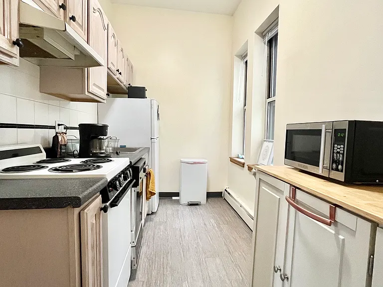 213 Chestnut Hill Ave — Photo 3
