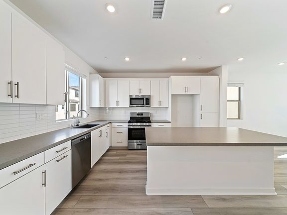 2584 Sprout Lane, 104