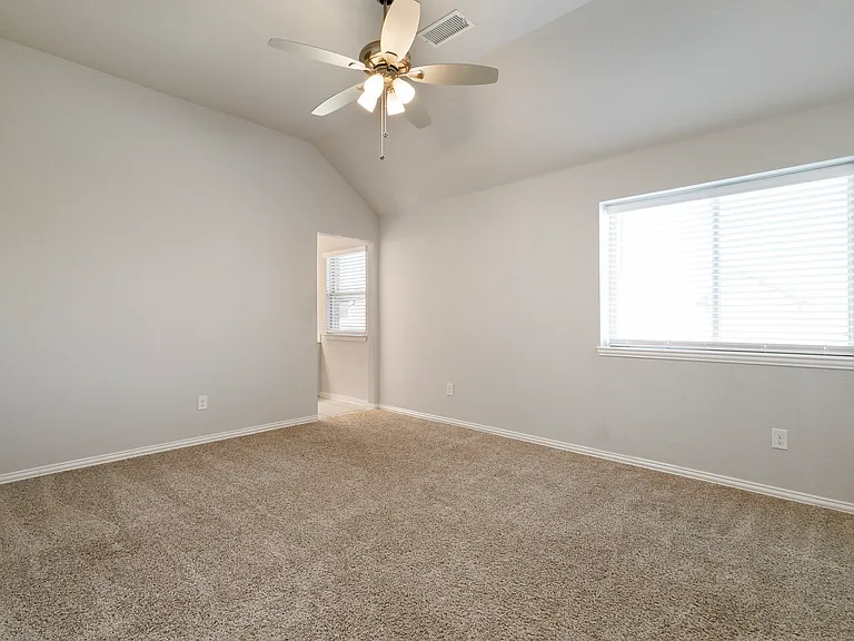 1113 Granger Dr — Photo 20