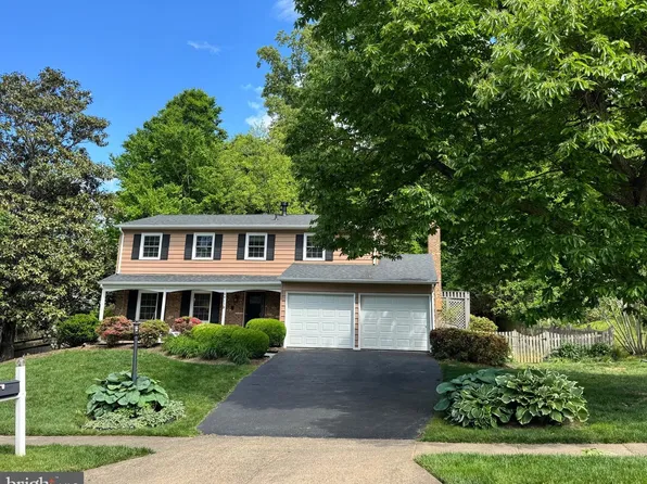 4863 Cove Rd, Fairfax, VA 22032