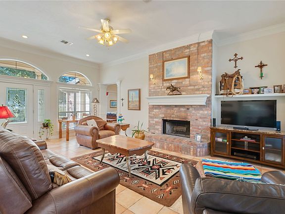 5th image of 4109 Picadilly Cir