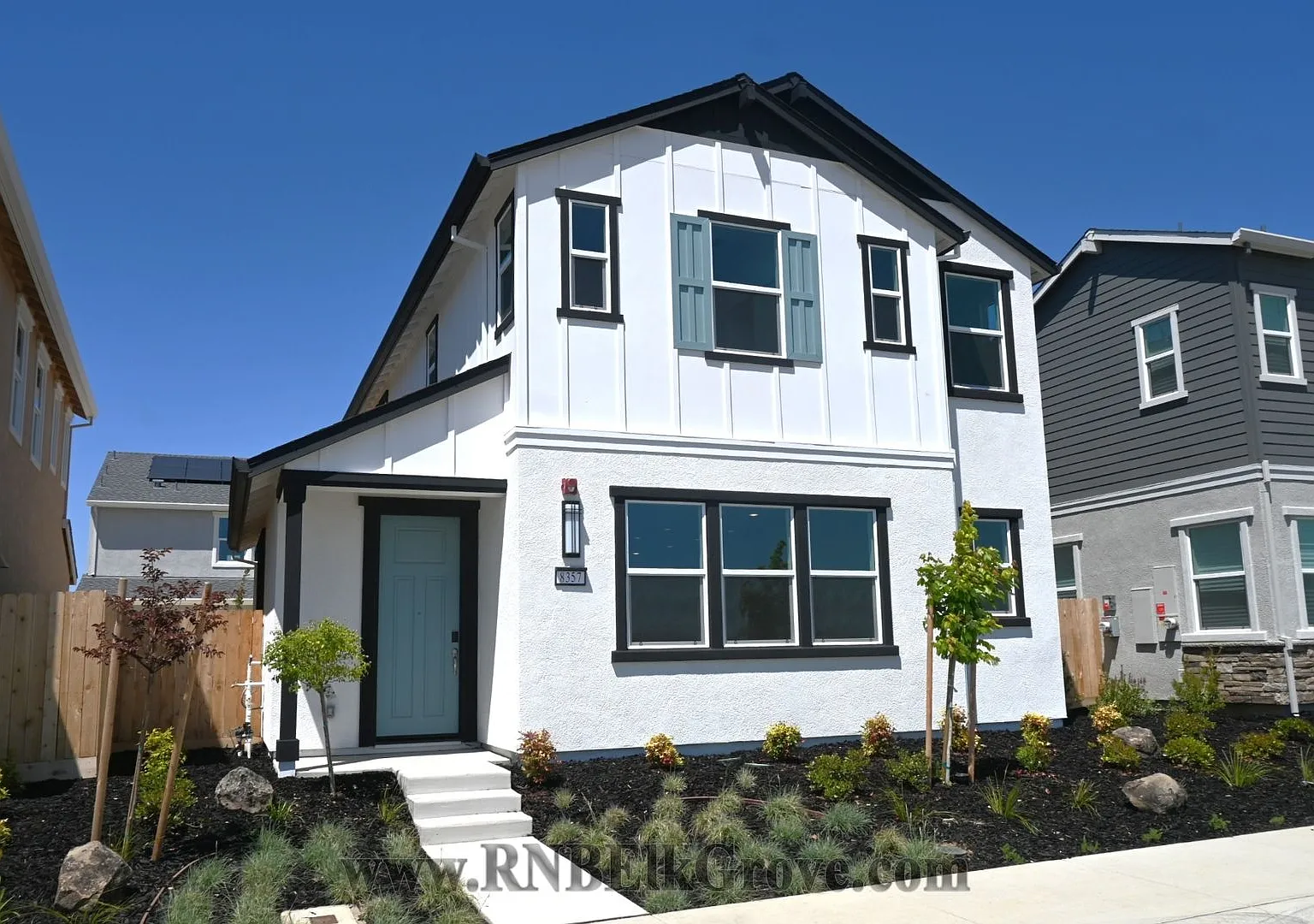 Beautiful New Build Home in Elk Grove!- Resident Benefit Package Property — Photo 2