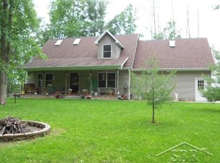 5909 N Swede Rd, Midland, MI 48642