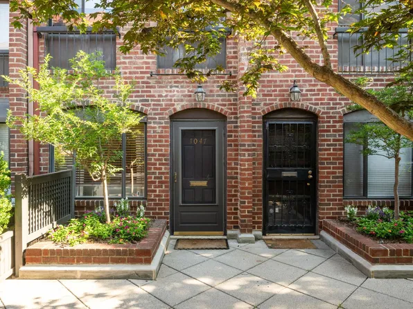 1047 Paper Mill Ct NW #1047, Washington, DC 20007