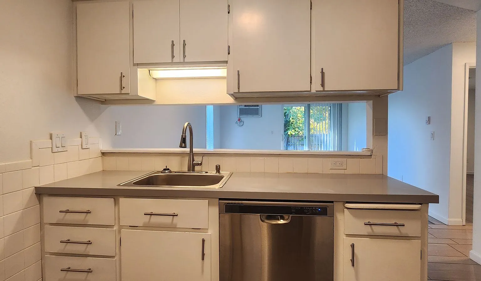 Altamont Apartments — Photo 3