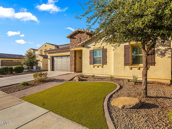 3rd image of 2588 E ALOE Place