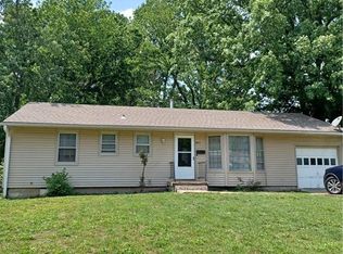9812 Newton Ave, Kansas City, MO 64134