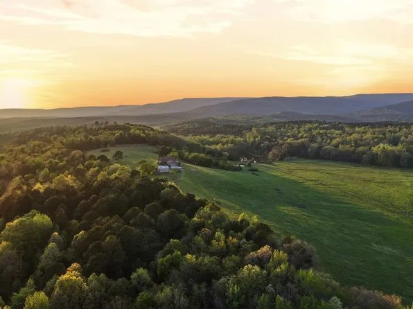 1709 County Road 4451, Clarksville, AR 72830