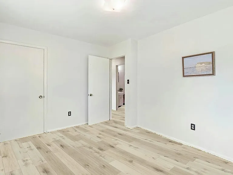 7608 Wellesley Dr — Photo 14