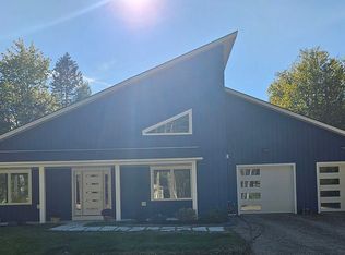 47 Cove Rd, Lincoln, ME 04457
