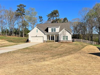 242 Farm Lakeside Dr, Winder, GA, 30680