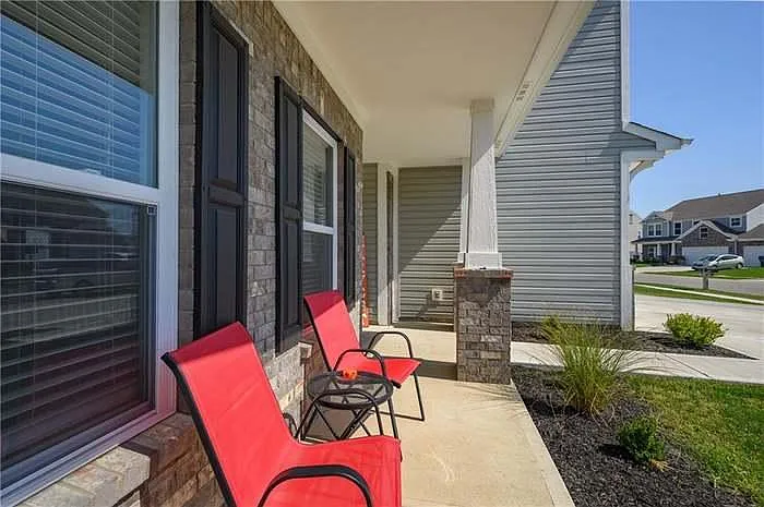2096 Amur Ct — Photo 2