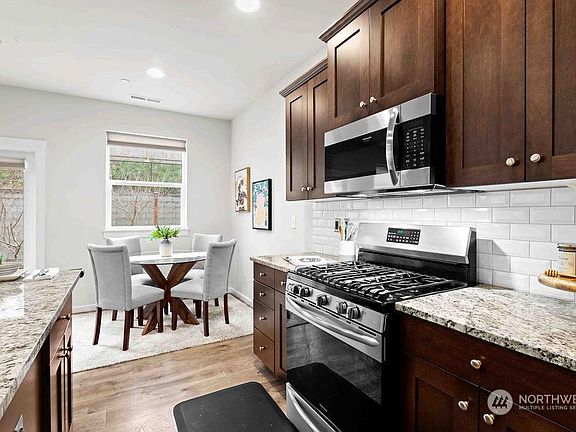 5th image of 4811 51st Avenue Ct W