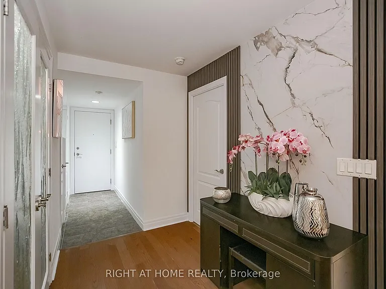2119 Lake Shore Blvd W #217 — Photo 12