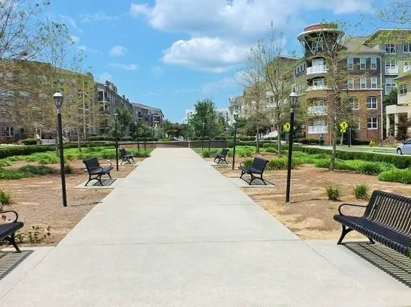 745 Fountainhead Ln NE #S, Atlanta, GA 30324