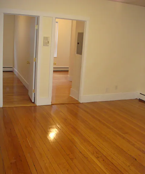 11-13 Aberdeen St #2 — Photo 3