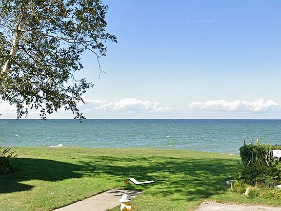 4th image of 130 Beachdale Dr