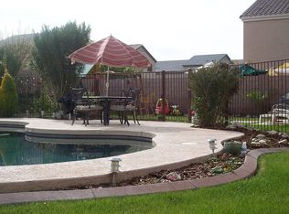 2321 W Allens Peak Dr, San Tan Valley, AZ 85142