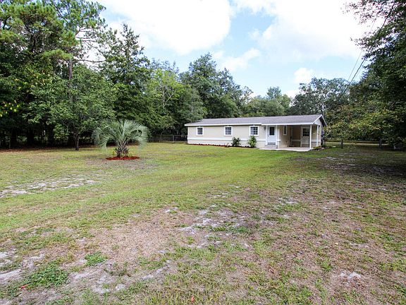 4th image of 844 Lake Asbury Dr
