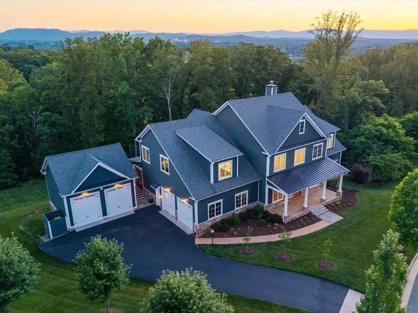 2330 Hyland Ridge Dr, Charlottesville, VA 22911